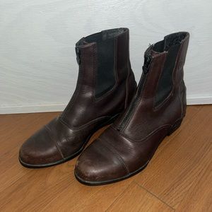 Size 8 Ariat English Riding boots